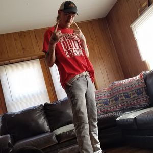 Meet your Posher, Cj